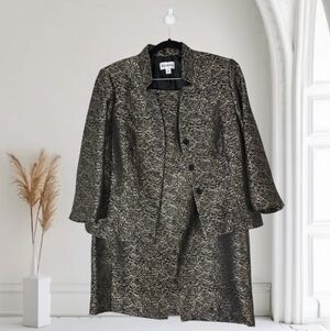 NICOLETTE 2 Piece Skirt Suit Long Sleeve Women’s Size 12 Black/Gold